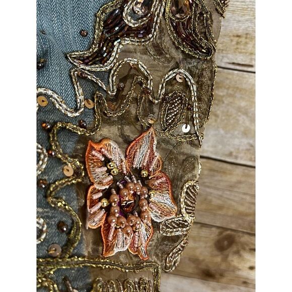 A.Z.I MID-RISE NWT EMBROIDERED BEADED EMBELLISHED JEWELED NATURAL CAPRI JEANS - Picture 5 of 9